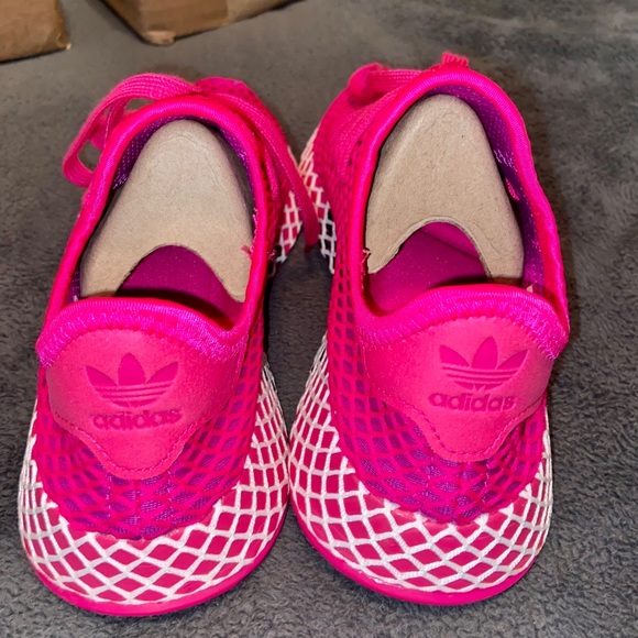 Hot Pink Adidas Deerupt Sneakers 👟- NEW! - Picture 4 of 5